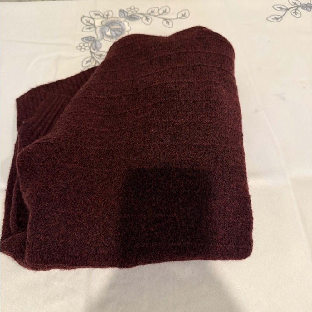 Old Navy Women's Maroon Cowl Neck Sweater - Picture 9 of 9